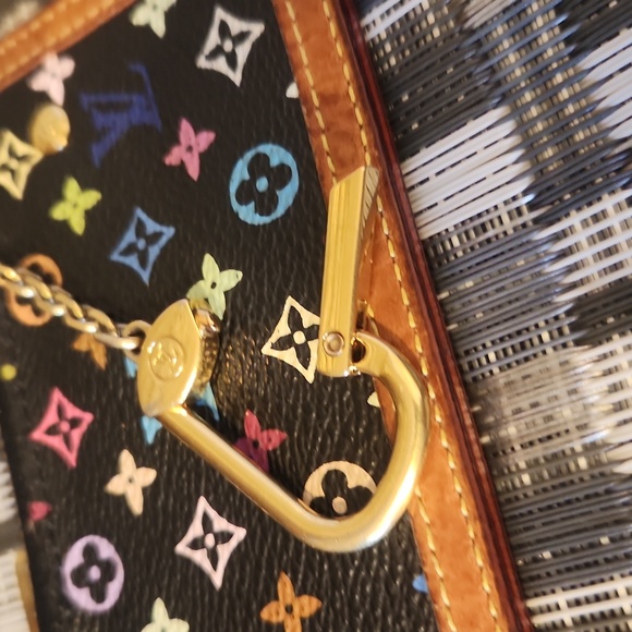 Louis Vuitton Murakami Multicolor Monogram Coinholder - Picture 14 of 14
